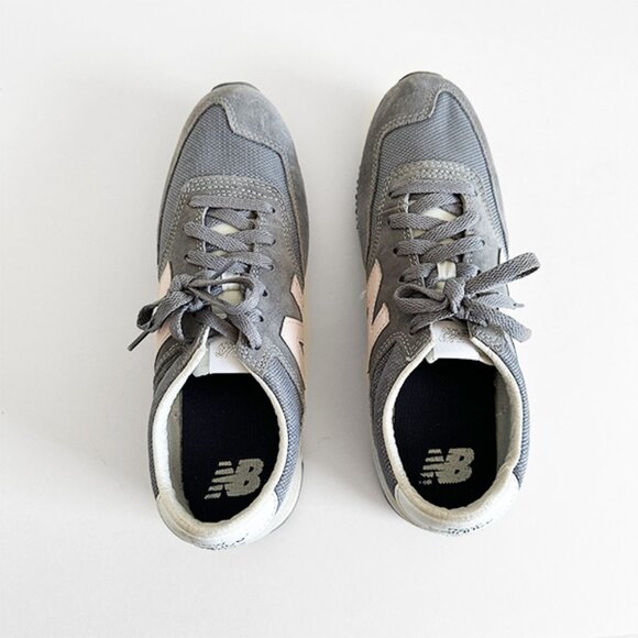 New Balance - Grey & Pink 620 Sneakers - Picture 6 of 7